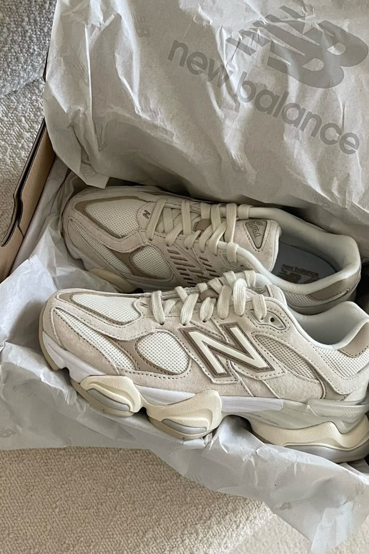 New Balance beige