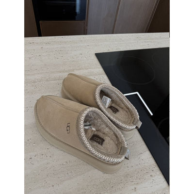 UGG TAZZ BEIGE