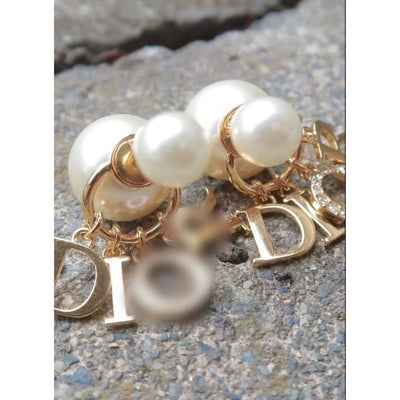 Dior Letters earrings luxe